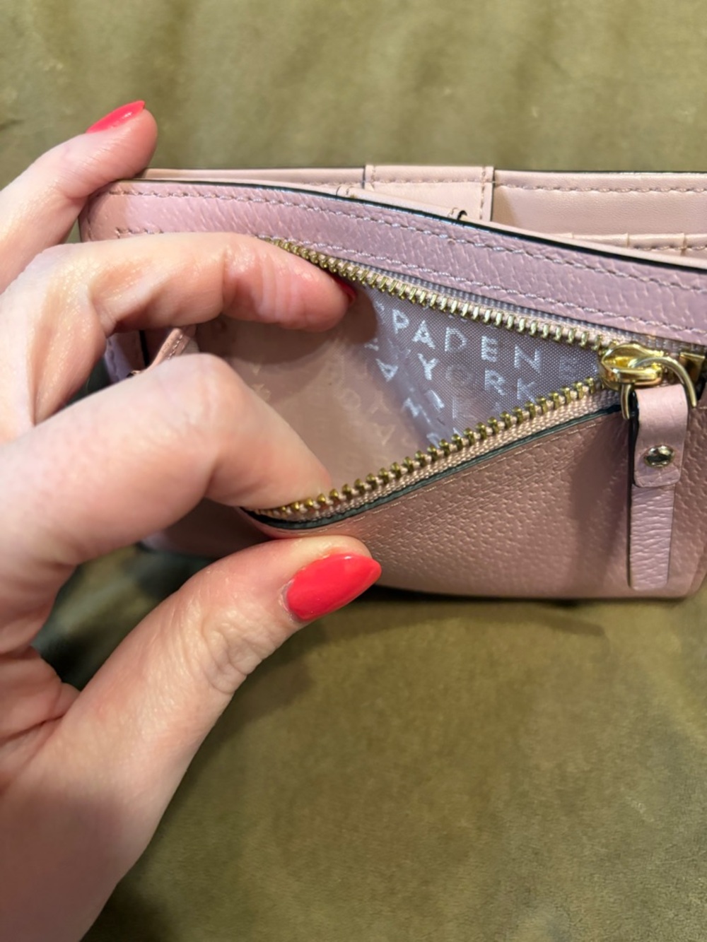 kate♠️spade pink pebbled leather wallet - Picture 3 of 16